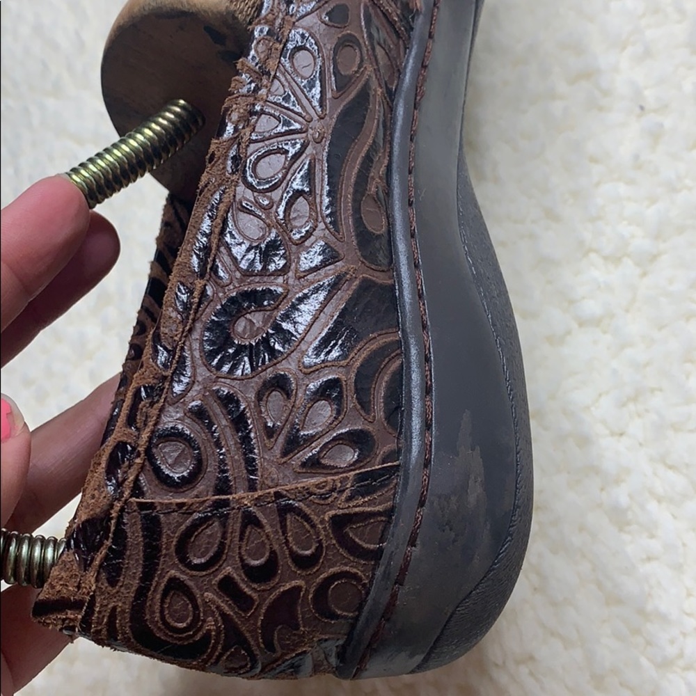 BOC Born Concept brown paisley shoes mules - Picture 11 of 15